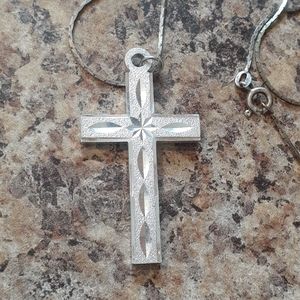 VINTAGE Laser Cut Silver Cross